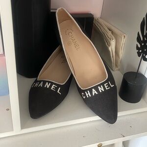 Chanel Black and White Women's Flats